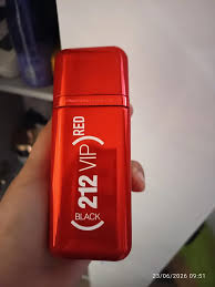Carolina Herrera 212 VIP Black Red Limited Edition EDP 100ml For Men photo review